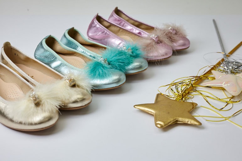 Zapatos de ceremonia para niños bailarinas plumas