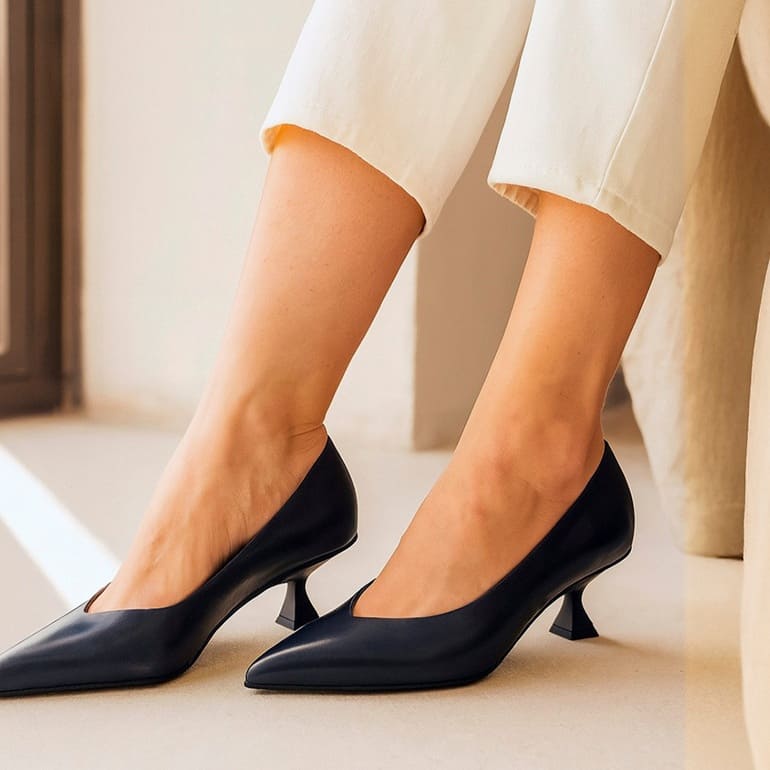 Leer ¿Cuáles son los tacones más cómodos? Las mejores marcas españolas para aguantar todo el día ¿Cuáles son los tacones más cómodos? Las mejores marcas españolas para aguantar todo el día