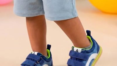 Tendencias en sneakers de niño: zapatillas casuales, modelos de vestir y la importancia del calzado respetuoso