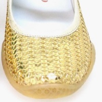 Merceditas niña velcro lentejuelas oro Naturino Cayon foto 5