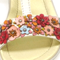 Sandalia Niña Velcro con florecitas de colores Camper 80378 foto 6