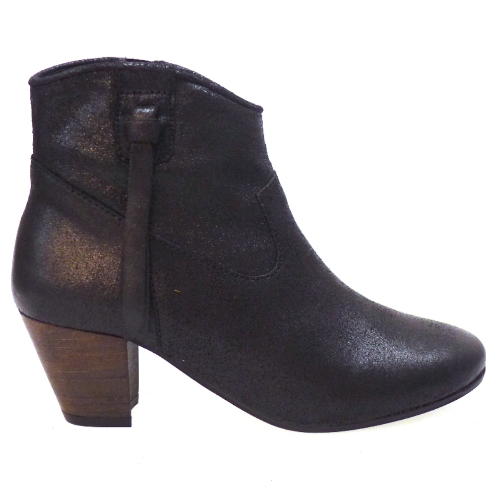 Botin Campero Tacon Nobuck Gris Lola Cruz 640t36 foto 3