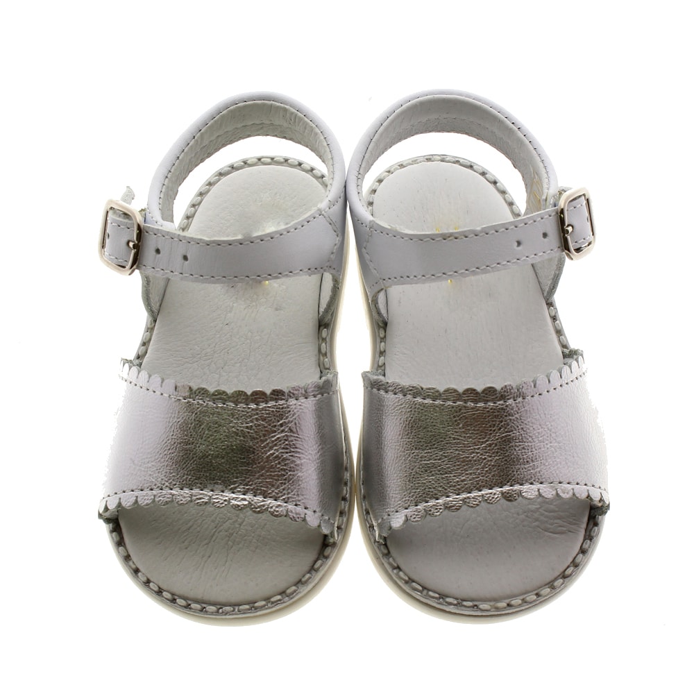 Sandalias plateadas sale niña