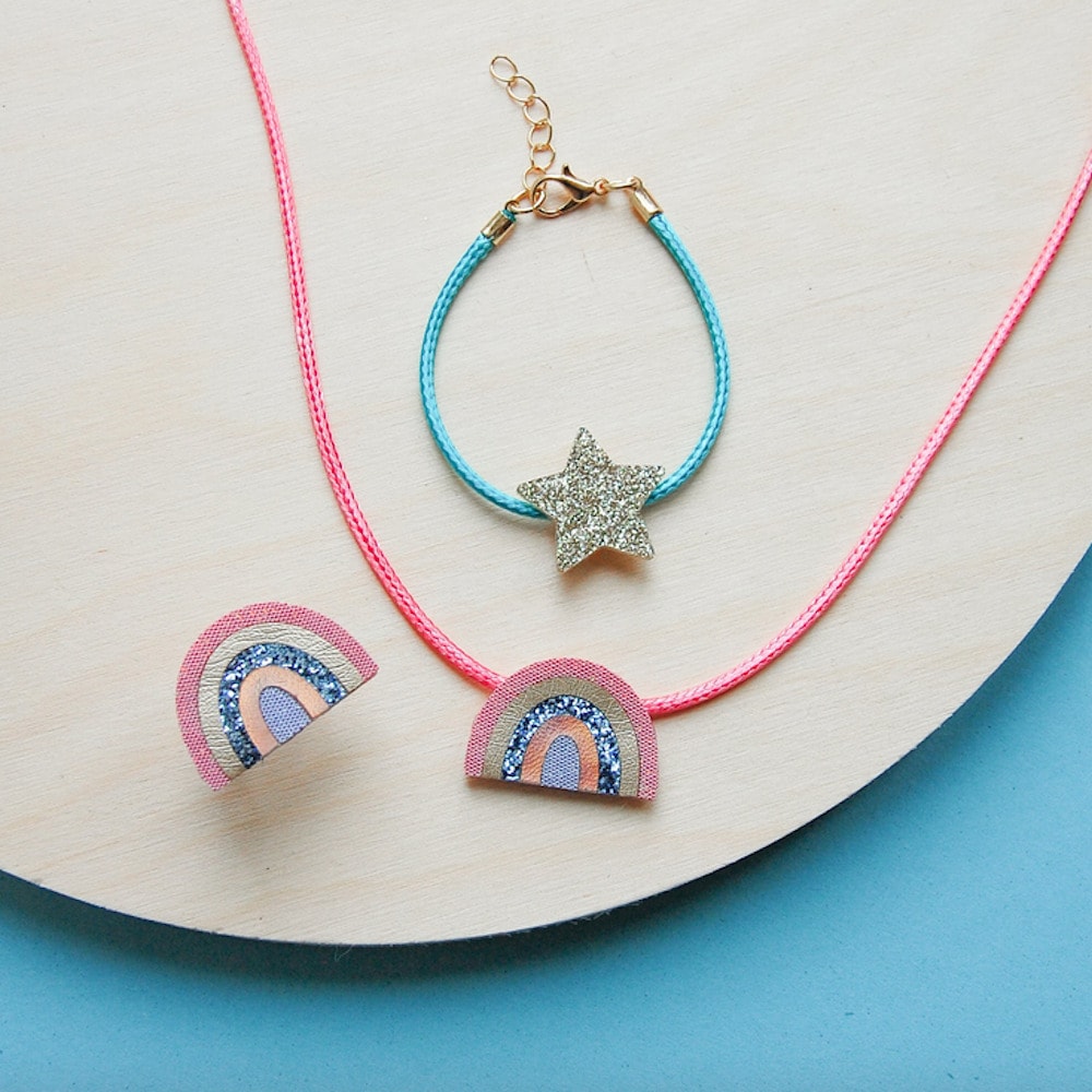 Set de Joyas para Niña con Arcoíris de Mimi&Lula | Collares y Anillos Infantiles en Carrilé foto 4