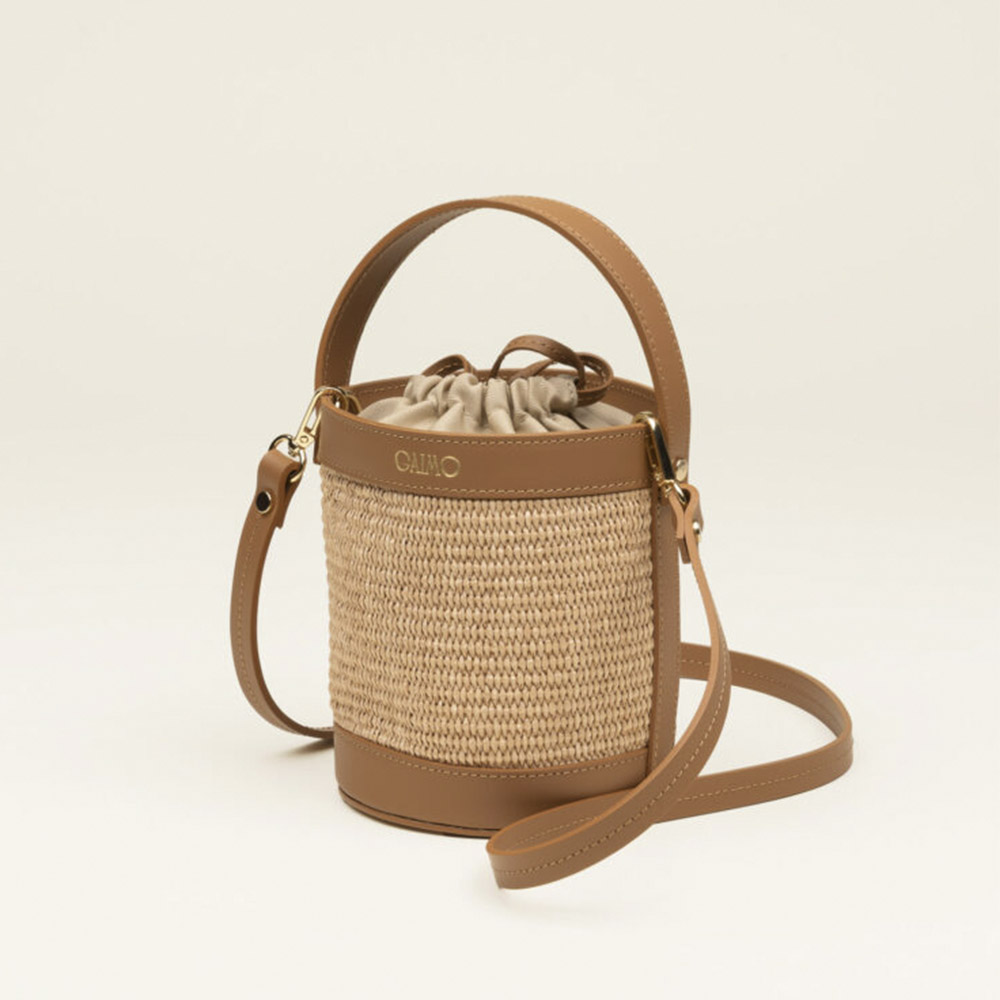 Bolso rafia tipo bombonera Gaimo piel cuero | Carrilé foto 4