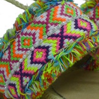 HILOS DE COLORES
