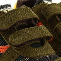 ZAPATILLAS CON VELCRO