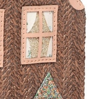 Diseño festivo en forma de casa de jengibre