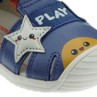 Sandalias con dibujos