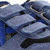 CIERRE DE TRES TIRAS DE VELCRO