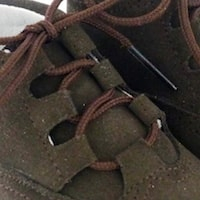 BOTAS CON CORDÓN