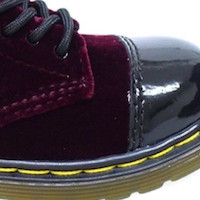 BOTAS DE TERCIOPELO Y CHAROL