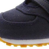 UNAS ZAPATILLAS PARA TODOS LOS DÍAS