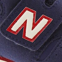 LOGOS EN LOS LATERALES
