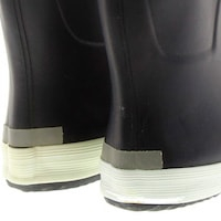 BOTAS DE CAUCHO PARA EL AGUA