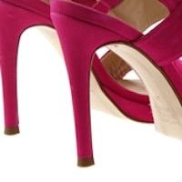 TACÓN STILETTO Y PLATAFORMA