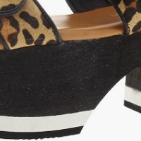 SANDALIAS CON PLATAFORMA