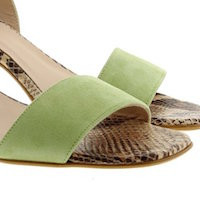 DISPONIBLE EN DIFERENTES COLORES