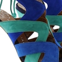 ¿CÓMO COMBINAR ESTAS SANDALIAS?