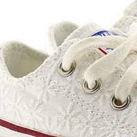 ¿CÓMO CALZAN LAS ZAPATILLAS CONVERSE?