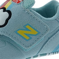 Zapatillas con velcro