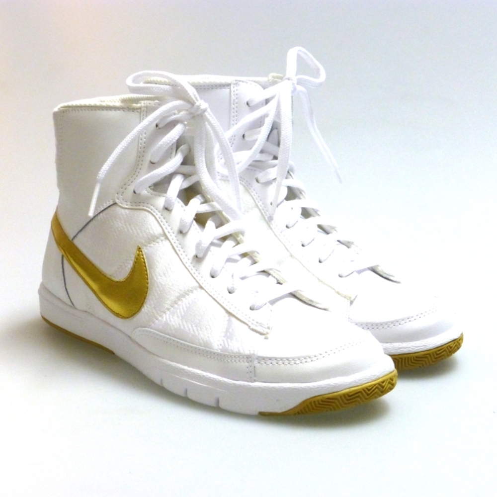 Bota Deportiva Cordon Napa Blanca Nike Blazer Metro Bl/oro