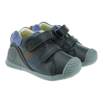 Zapato sport gateo niño doble velcro Biomecanics 231122