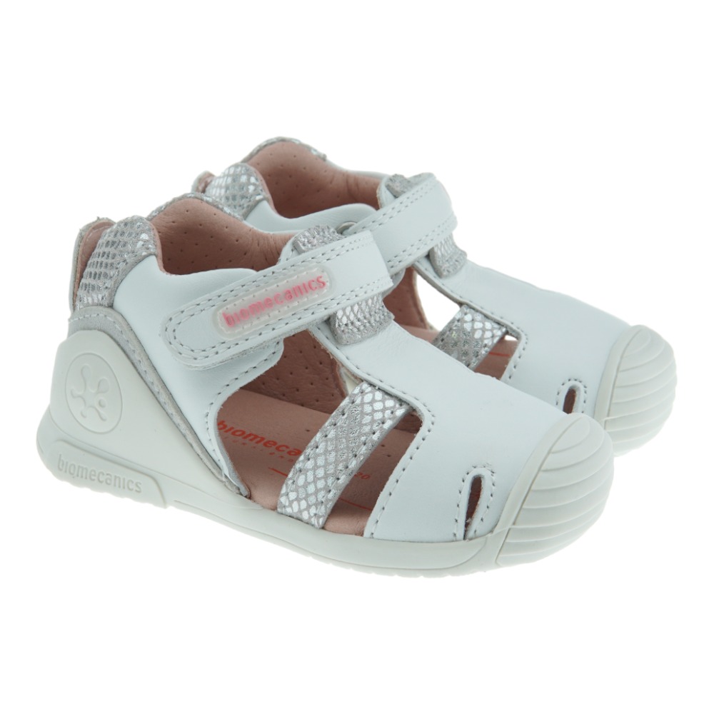 Sandalia bebe piel cerrada velcro Biomecanics 232102