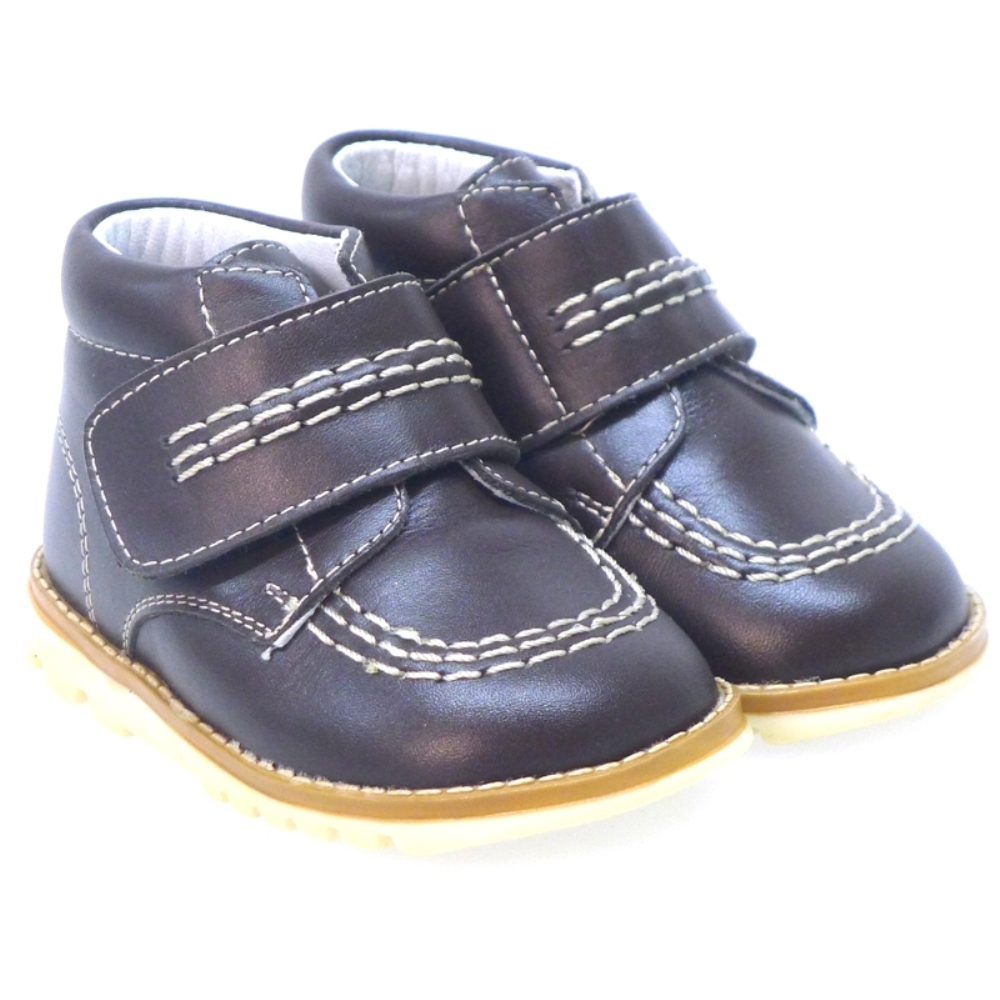 Bota tipo Kickers velcro primeros pasos Carrile