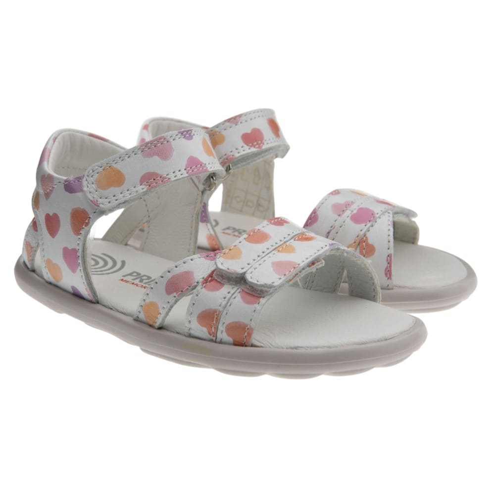 Sandalias blancas corazones velcro Primigi 14169