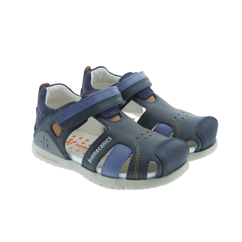 Sandalia ni?o tal?n y puntera velcro Biomecanics 212178A