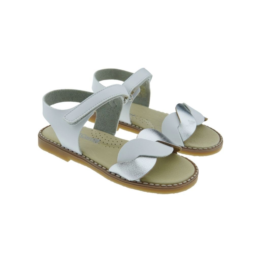 Sandalias niña piel trenzada Carrile 221411