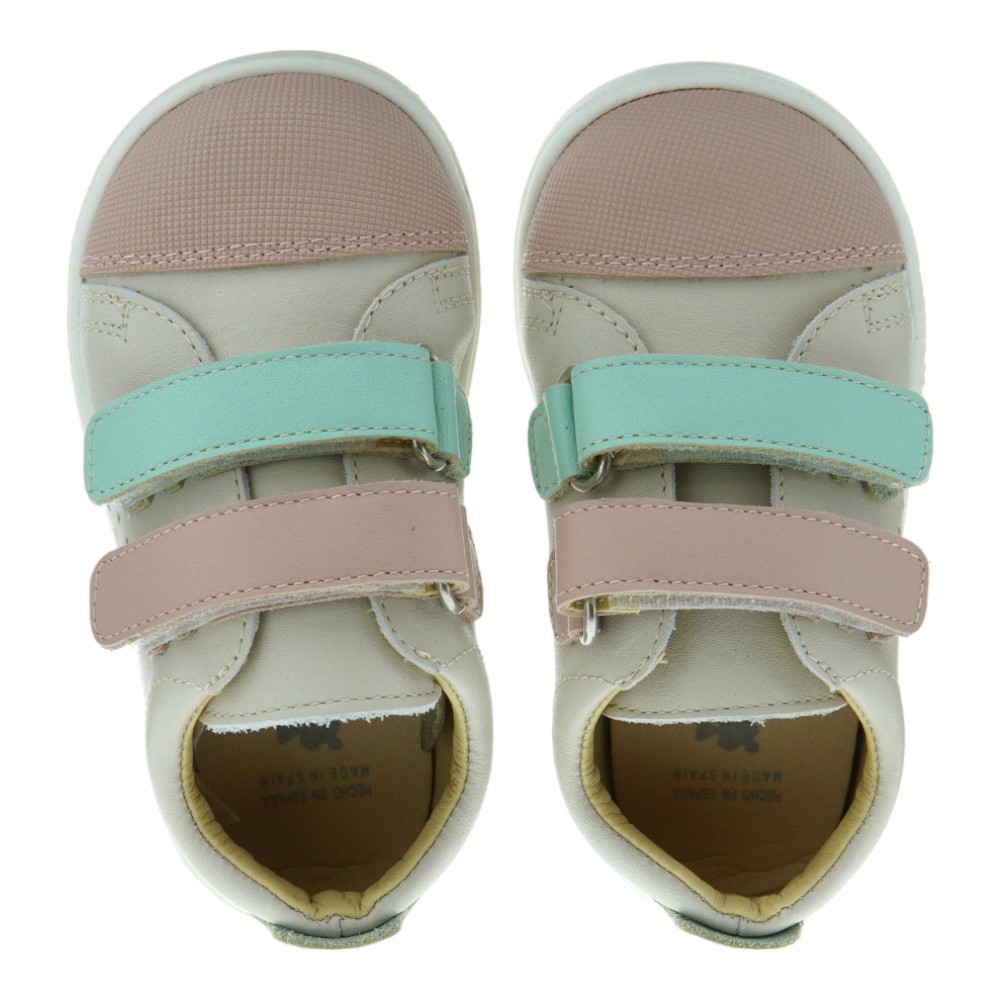 Zapatillas Carrilé 231301 | Descubre Estilo y Confort Carrilé foto 2