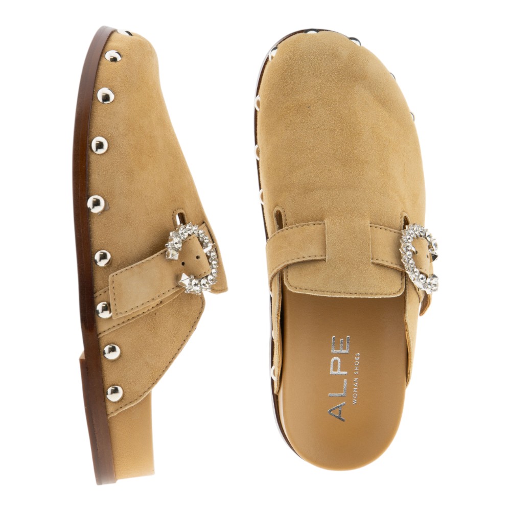 Zuecos beige mujer Alpe cómodos y con estilo para primavera-verano foto 2