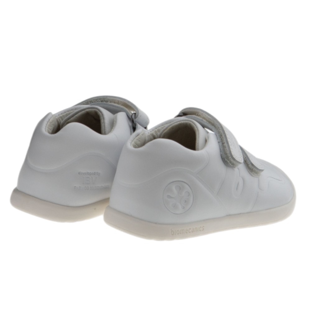 Zapatos bebé respetuosos Biomecanics | Ergonómicos y flexibles foto 4