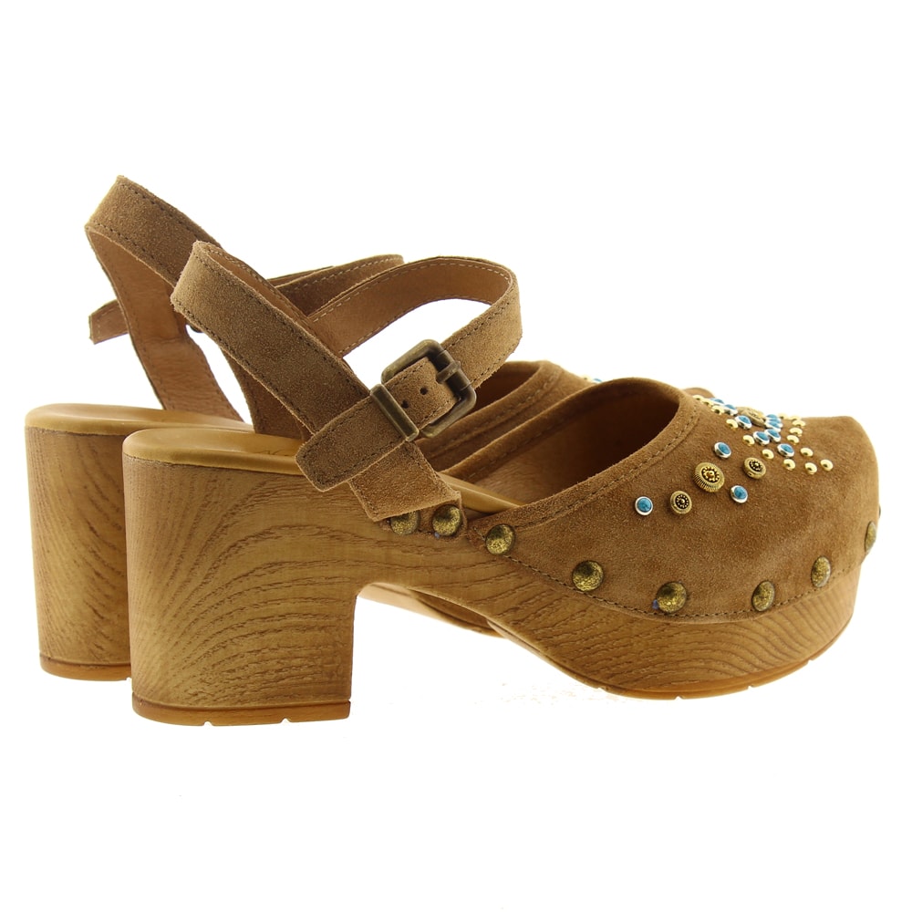 Zuecos de piel, tendencia en esta nueva temporada - alpeteam.com