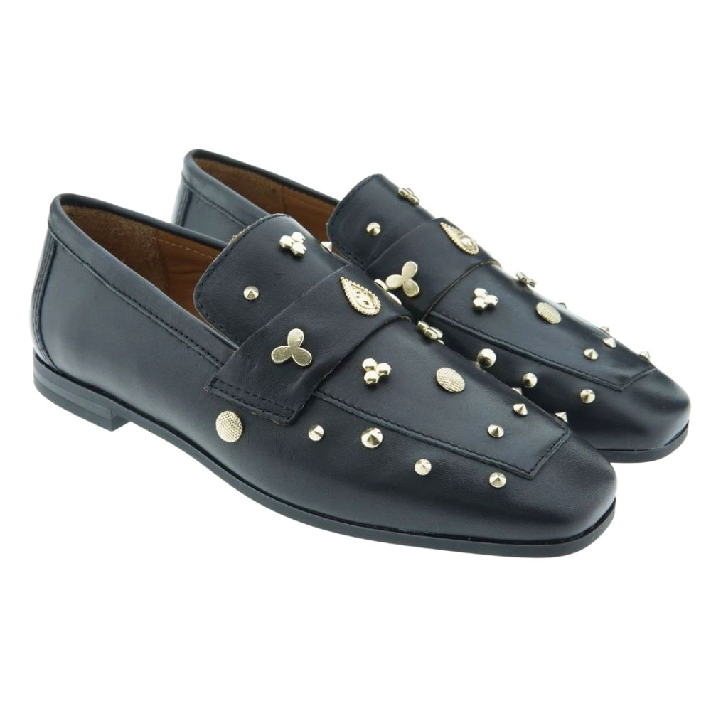 7 Consejos para ablandar zapatos de cuero