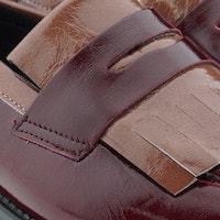 Compra Mocasines Alpe de Piel Brillante con Flecos - Diseño Sofisticado y Elegante foto 7