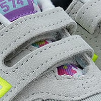 Zapatilla niña velcro estampados New Balance 574W01 foto 7