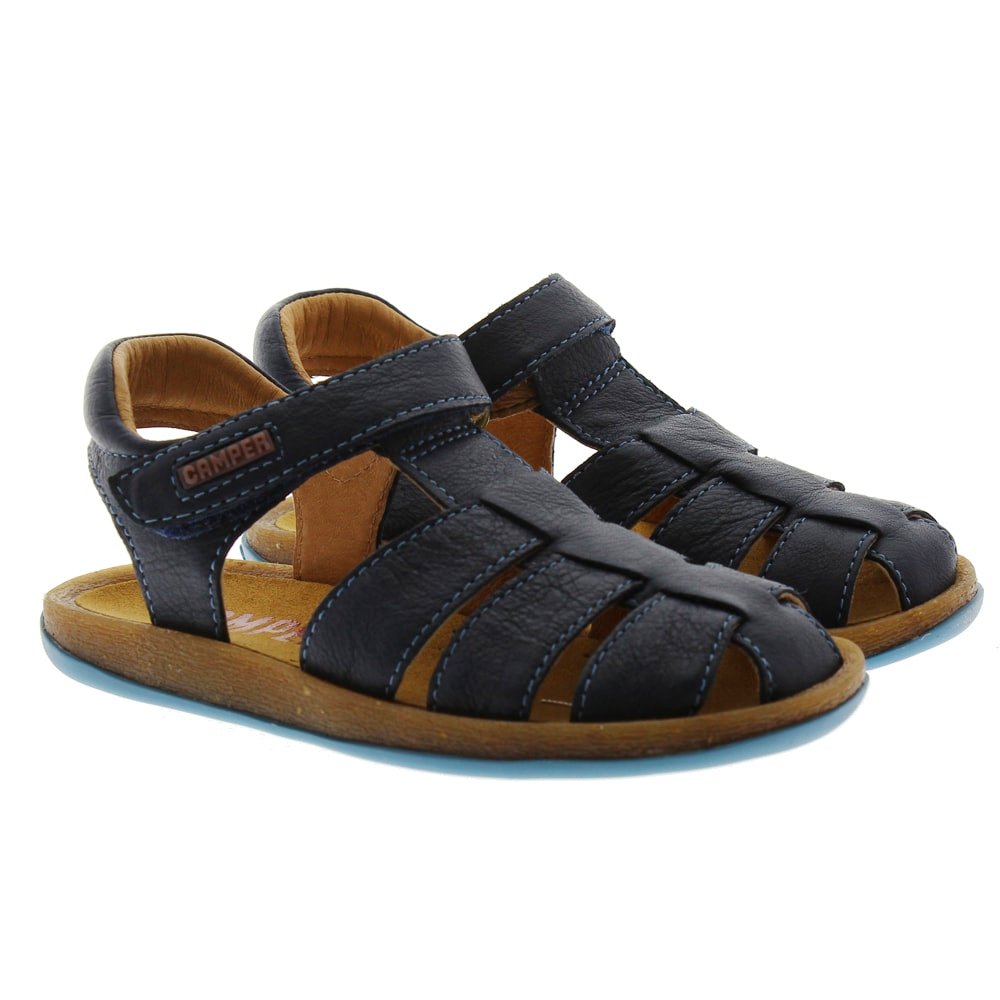 sandalias cerradas