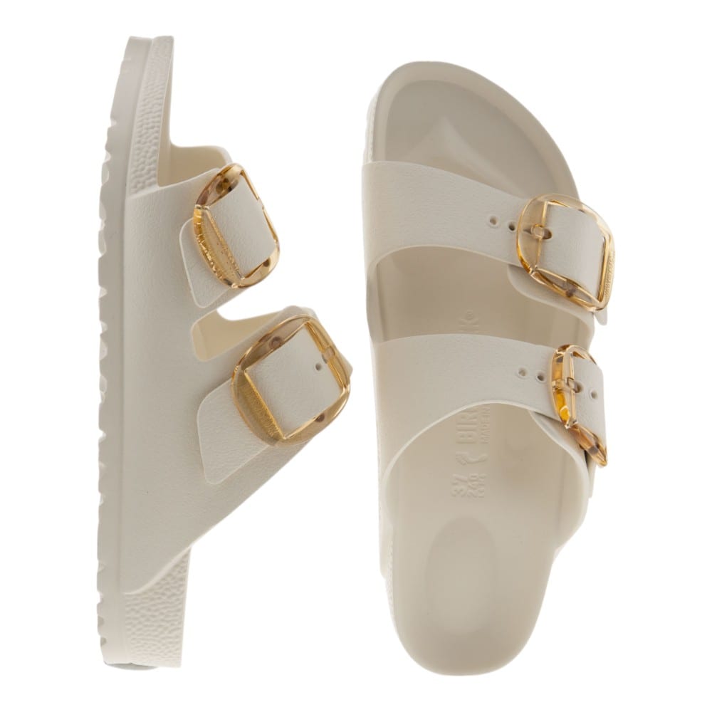 Sandalias beig para mujer Birkenstock con hebillas doradas | Elegancia y confort foto 2