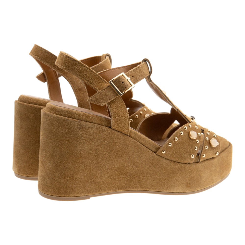 Sandalias cuña piel ante tachas Cafenoir foto 4
