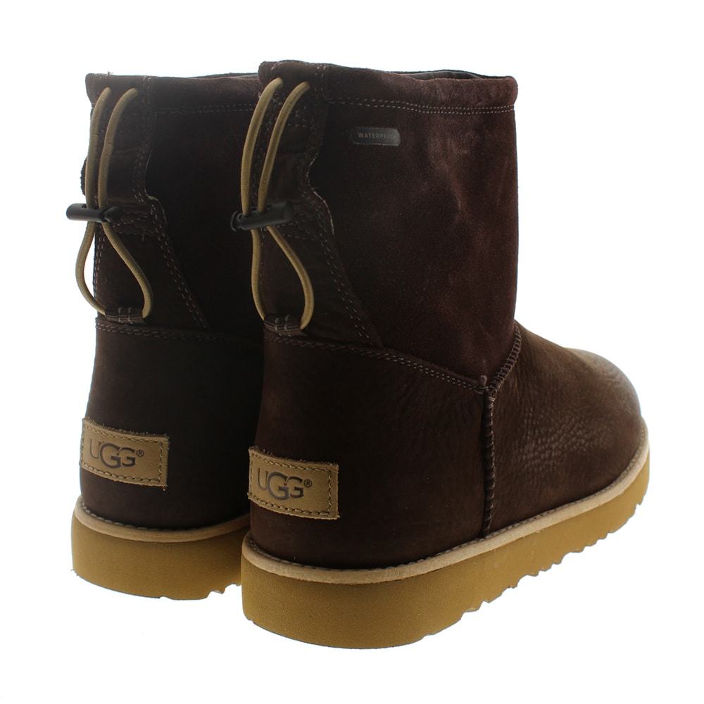 Botas australianas cordero caballero Ugg Classic Toggle  foto 4