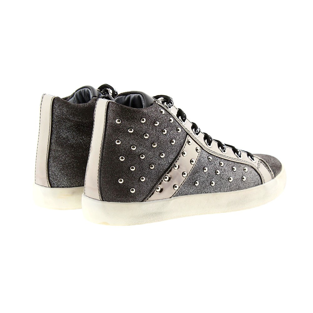 Bota deportiva metalizada tachuelas Gaëlle G-430A foto 4