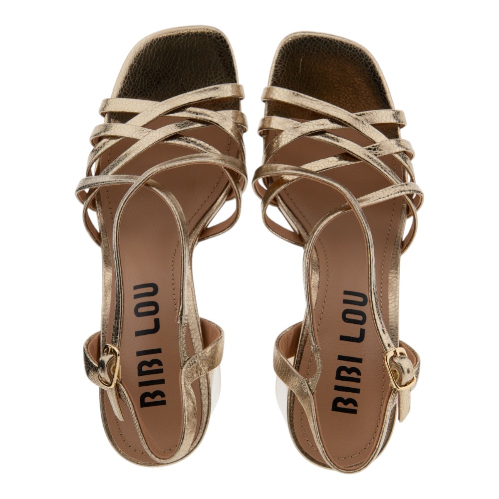 Sandalias tacón doradas Bibi Lou para mujer - Elegancia y estilo en Carrilé foto 2