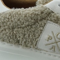 Compra Sneakers Popa beig con borreguito para mujer | Carrile foto 6