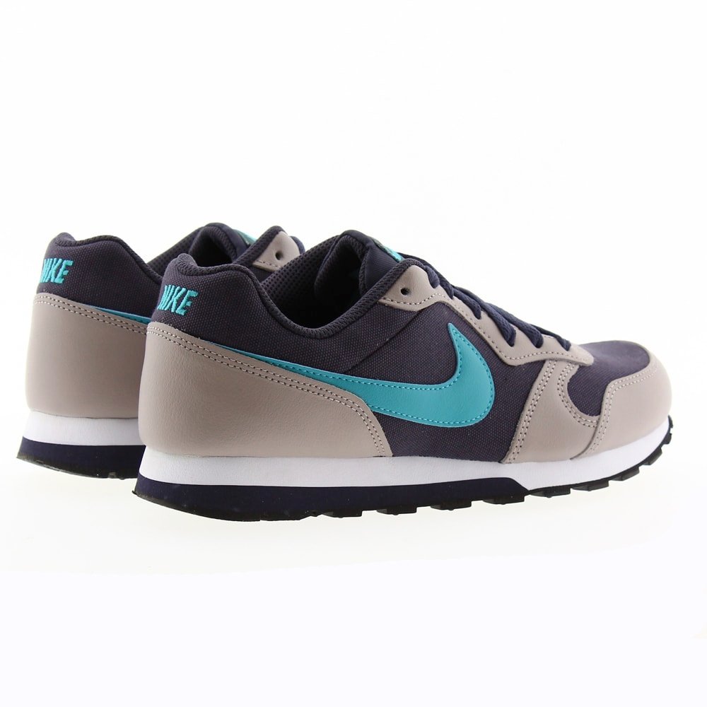 nike md runner olive