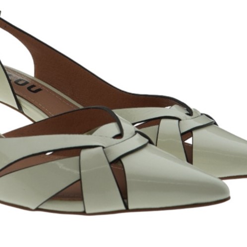 Zapatos tacón Bibilou charol blanco | Estilo y sofisticación en Carrile foto 6