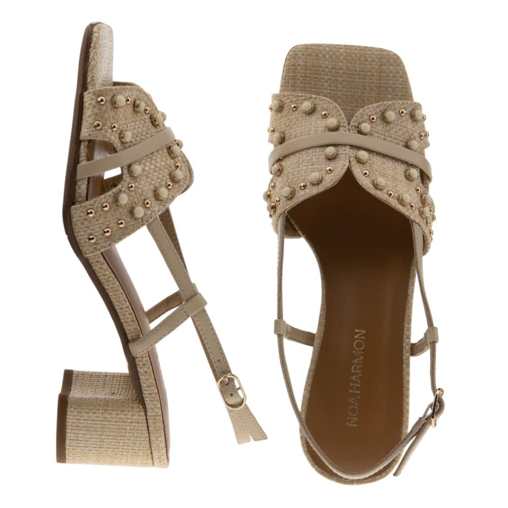 Sandalias rafia beig tachulas tacón Noa Harmon foto 2