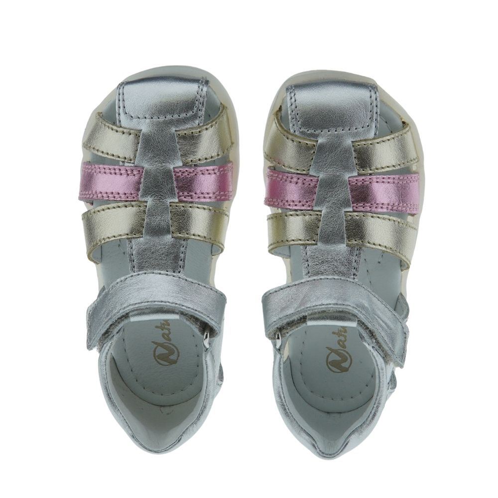 Sandalias niña cerradas piel metalizada velcro Naturino See foto 2